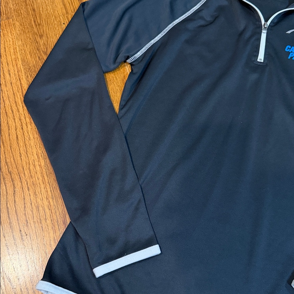 Women’s Carolina Panthers Quarterback Zip Shirt. Size Large. Like New Condition. - Picture 9 of 14
